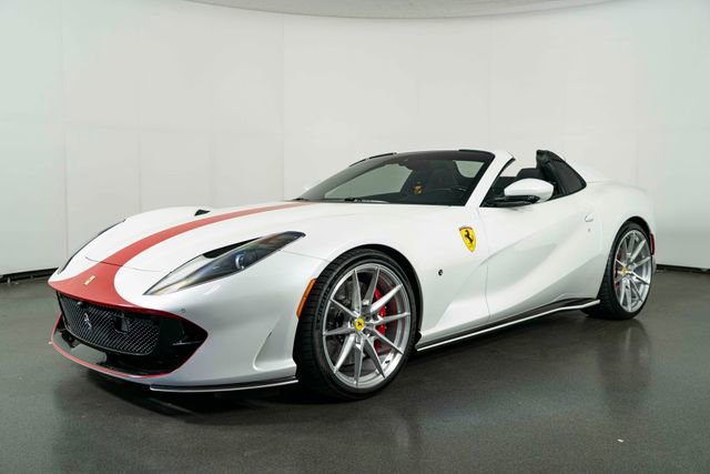 Used 2022 Ferrari 812 GTS RWD image 4