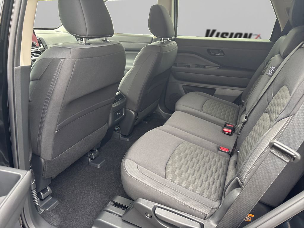 New 2025 Nissan Pathfinder SV w/ Cargo Package image 10