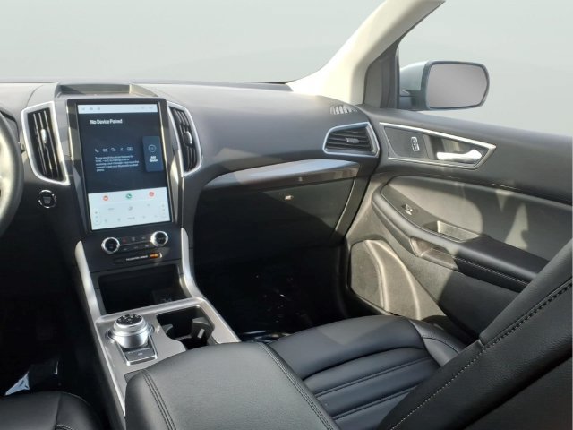 Used 2024 Ford Edge SEL w/ Convenience Package AWD/4WD image 12