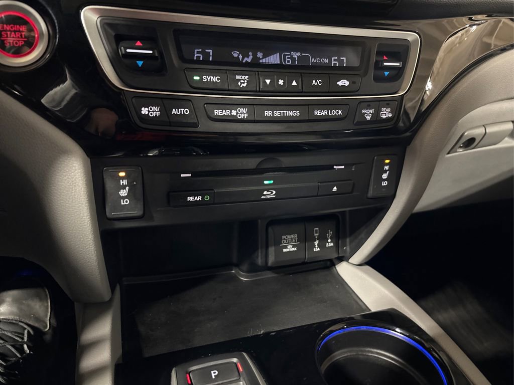 Used 2017 Honda Pilot Touring image 37