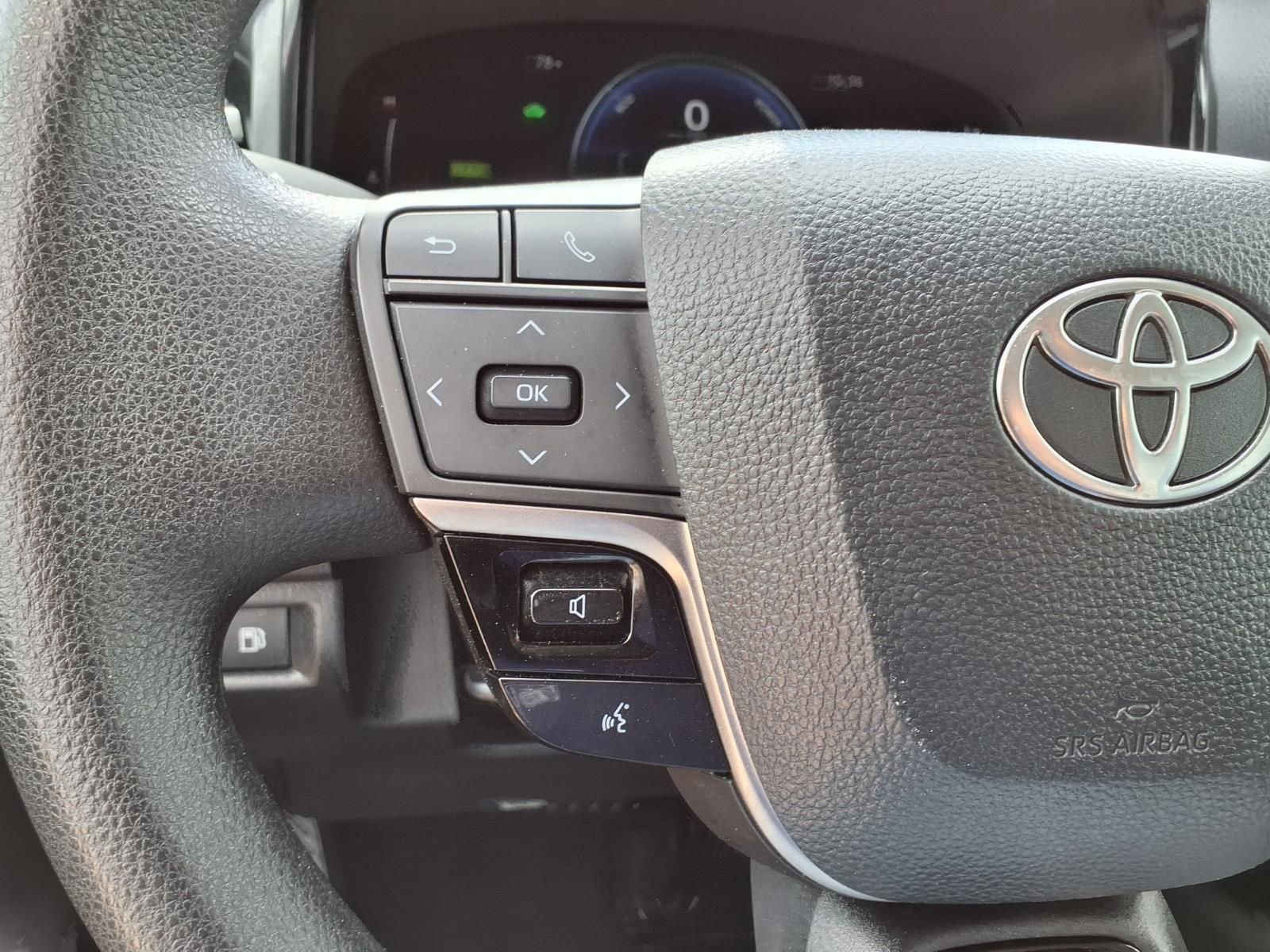Used 2025 Toyota Camry LE FWD image 20
