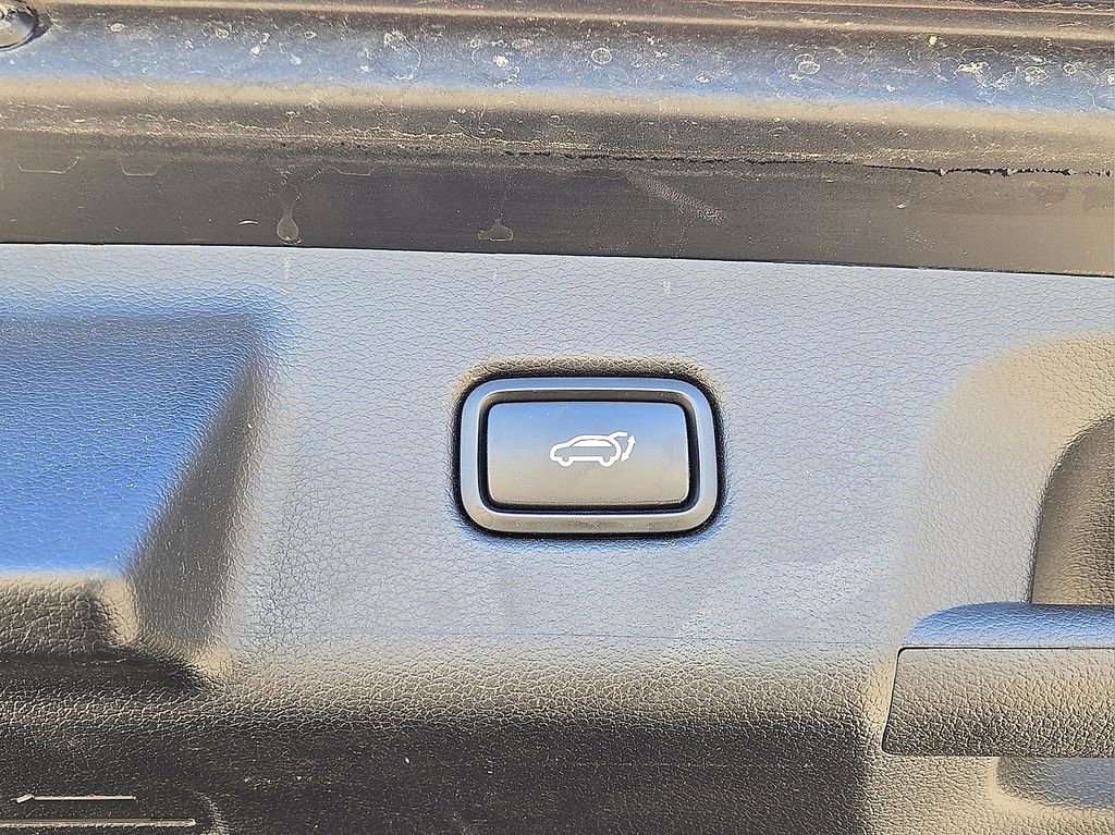 Used 2021 Hyundai Palisade Limited w/ Cargo Package image 13