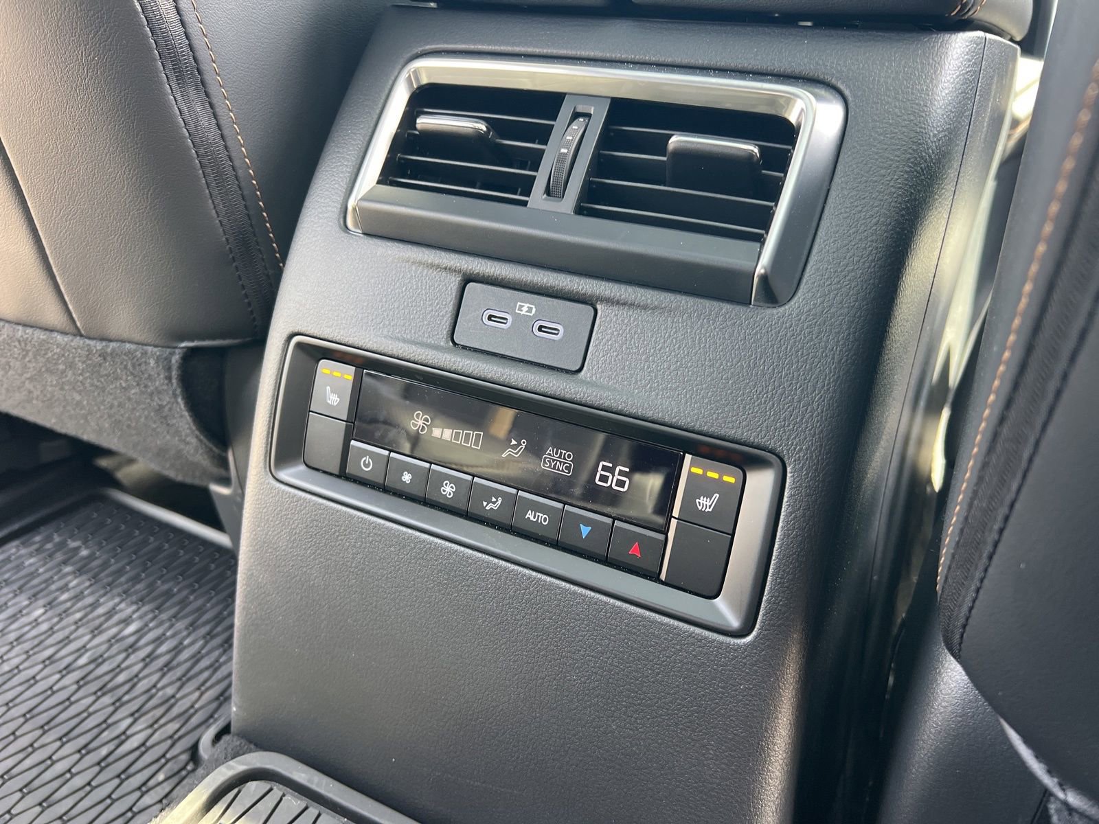 Certified 2026 MAZDA CX-90 3.3 Turbo w/ Premium Plus Pkg image 33