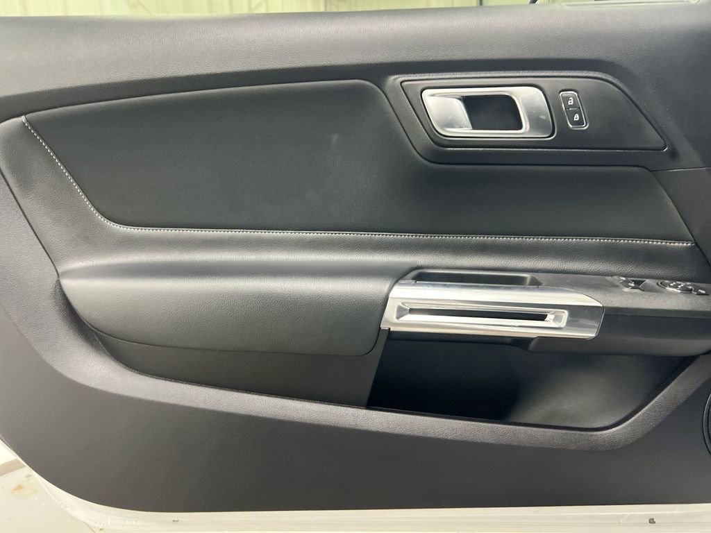 Used 2019 Ford Mustang GT w/ Black Accent Package image 20