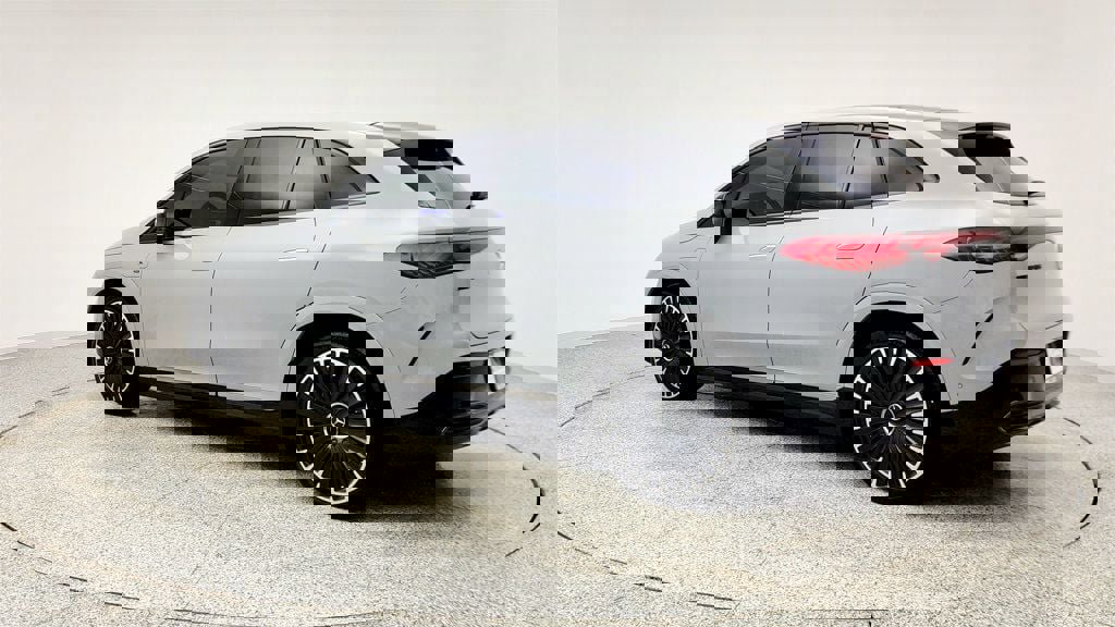 Used 2024 Mercedes-Benz EQE AMG 4MATIC SUV w/ AMG Dynamic Plus Package image 7