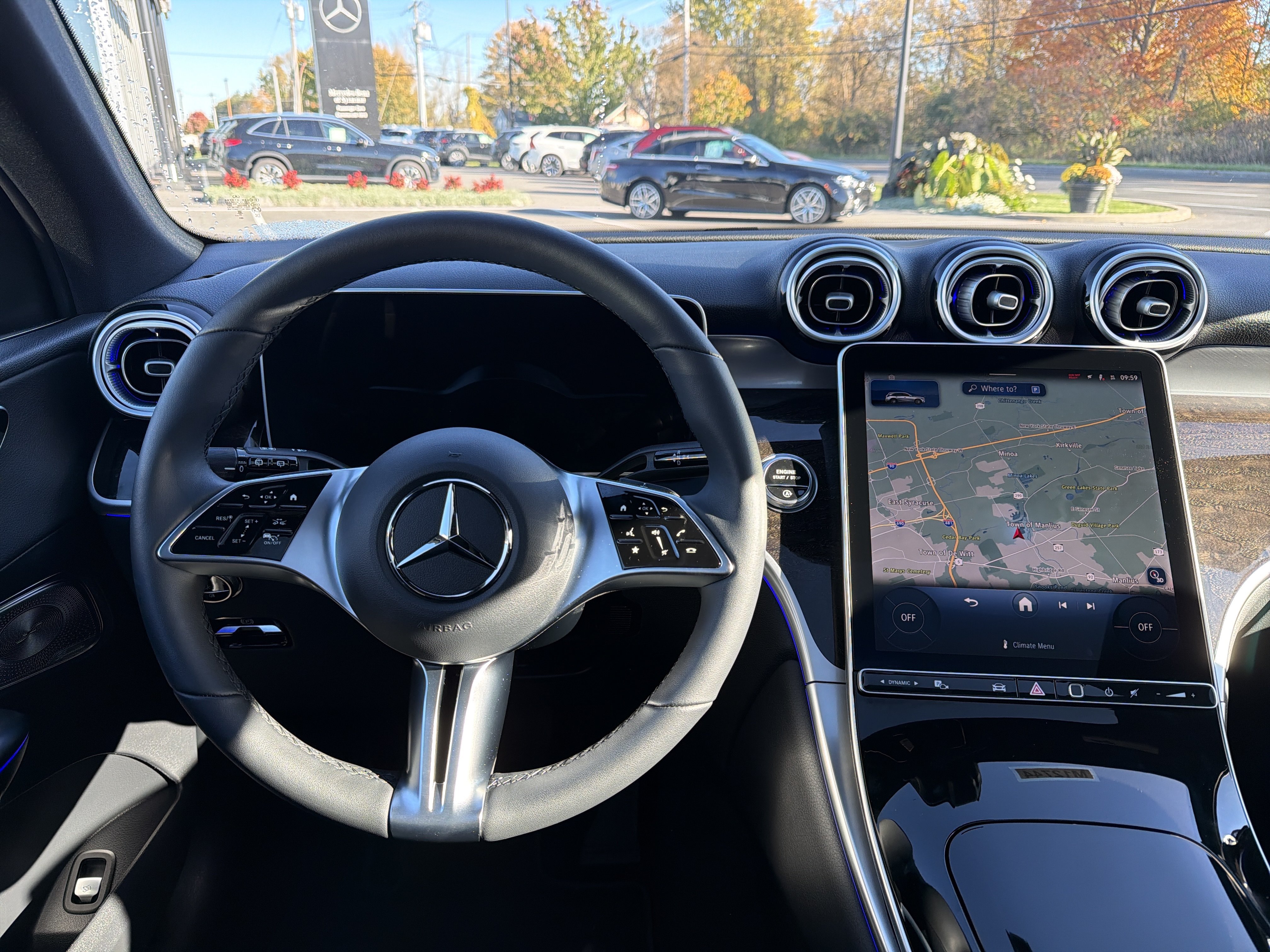 Used 2026 Mercedes-Benz GLC 300 4MATIC image 8
