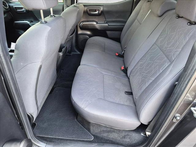 Used 2019 Toyota Tacoma TRD Off-Road AWD/4WD image 17