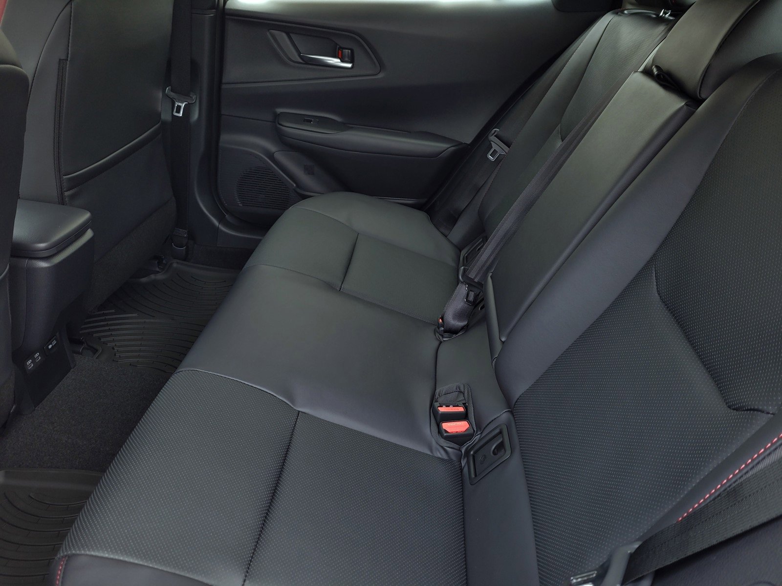 New 2026 Toyota Prius Plug-In Hybrid image 8