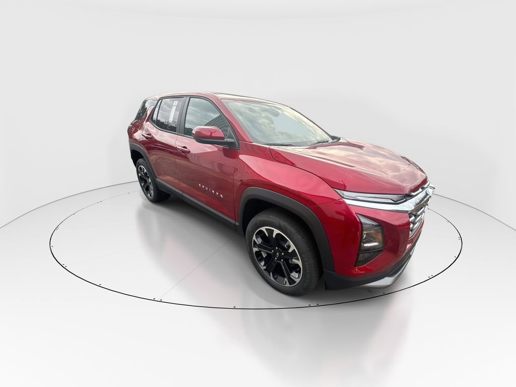 New 2026 Chevrolet Equinox LT image 2