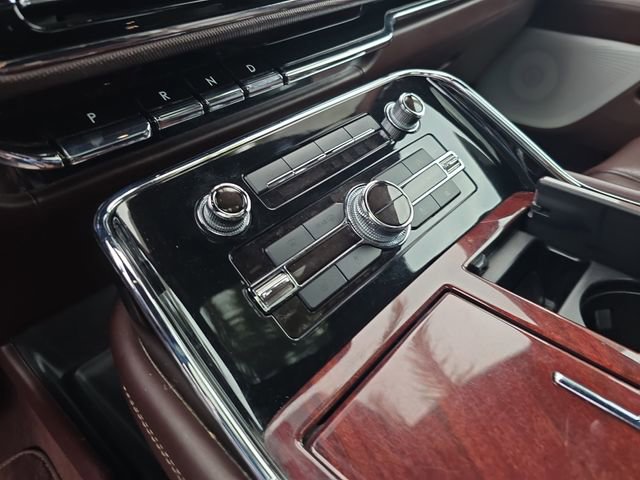 Used 2018 Lincoln Navigator L Black Label AWD/4WD image 28