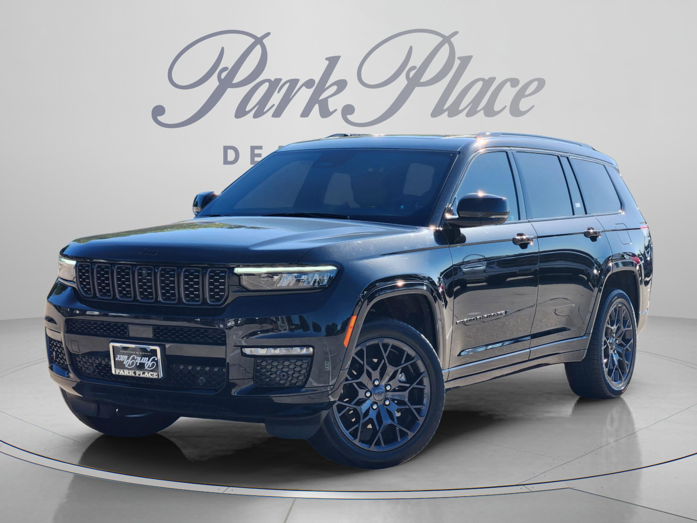 Used 2025 Jeep Grand Cherokee L Summit w/ Obsidian Package AWD/4WD image 1
