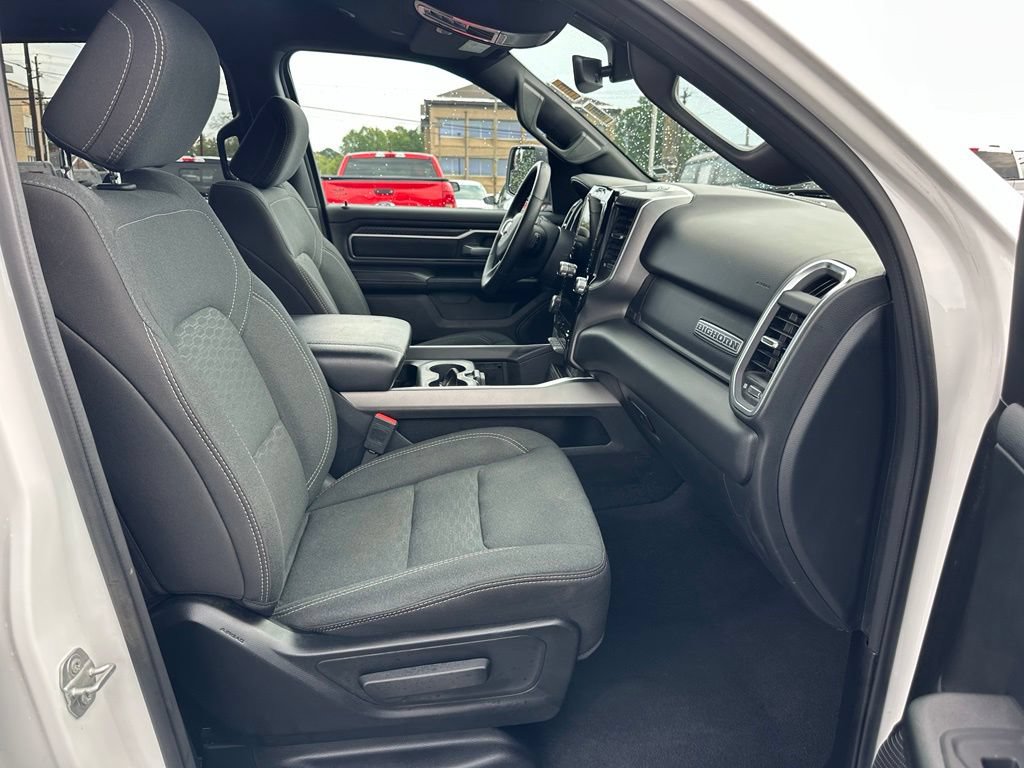 Used 2025 RAM 1500 Big Horn AWD/4WD image 18
