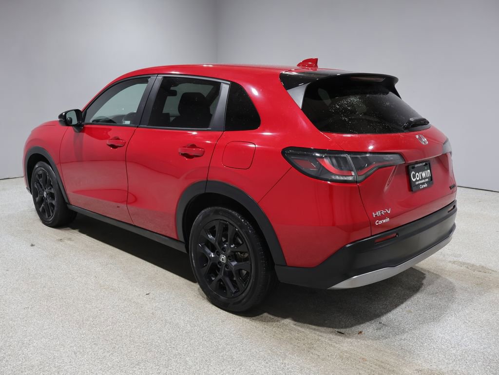 Used 2023 Honda HR-V Sport image 4