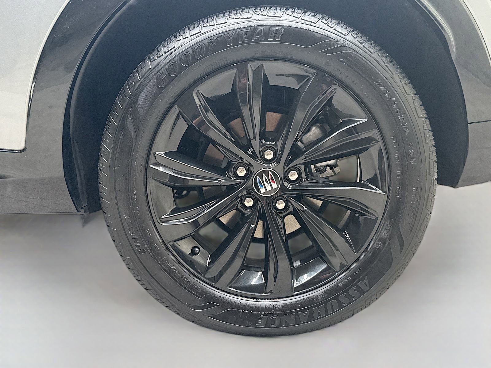 Certified 2024 Buick Envista Sport Touring image 30