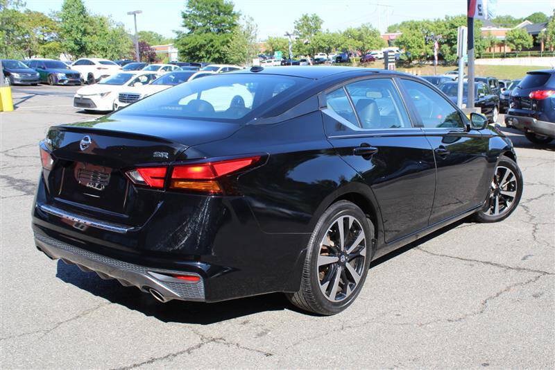 Used 2019 Nissan Altima 2.5 SR FWD image 5