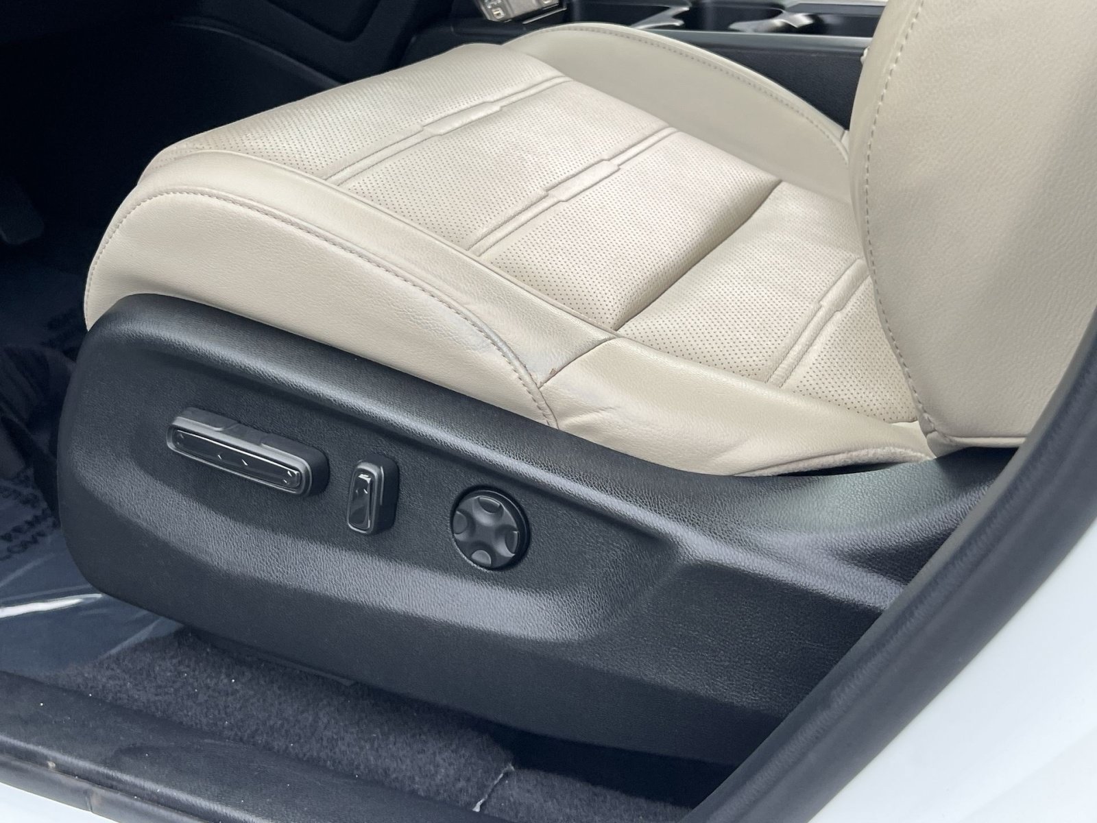 Used 2020 Honda CR-V EX-L image 13