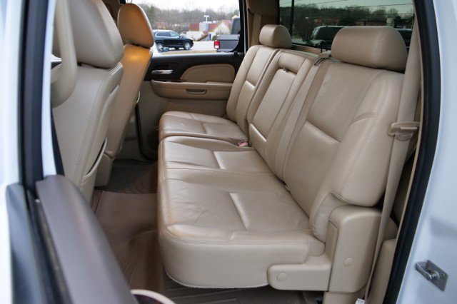 Used 2011 GMC Sierra 3500 Denali image 23