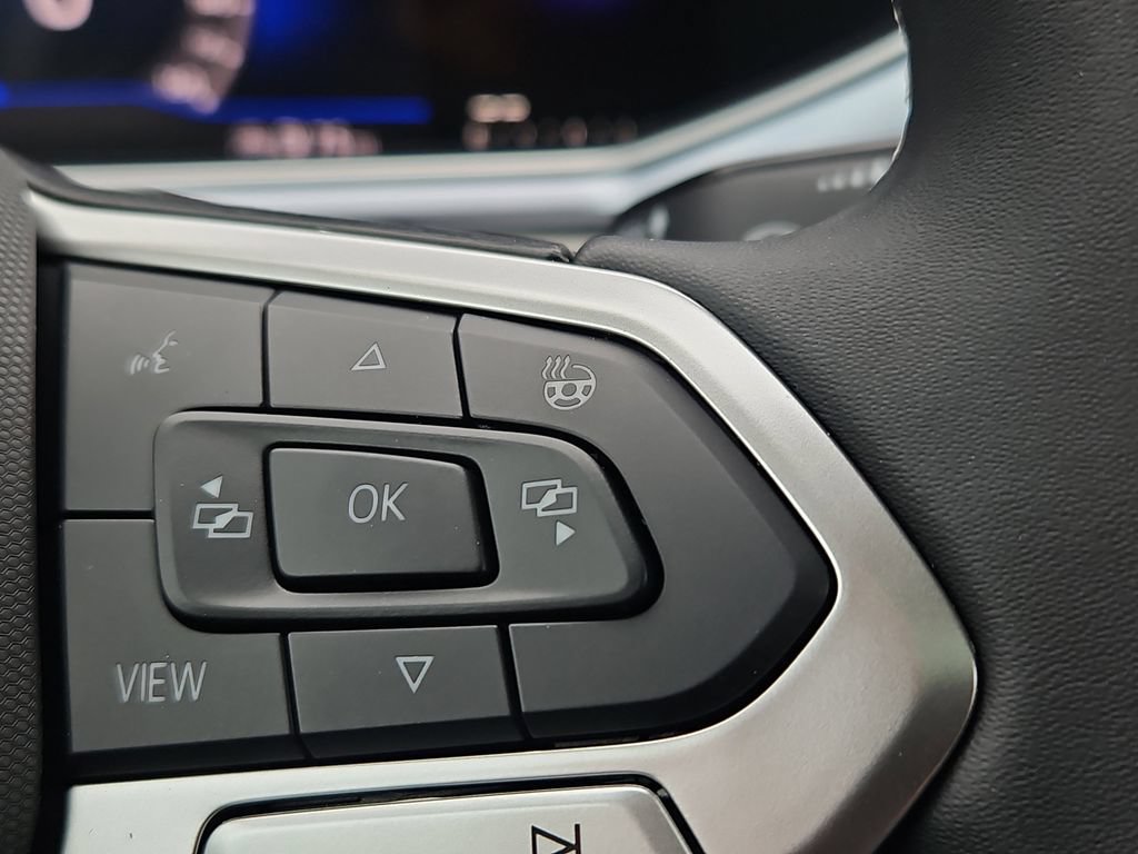 New 2026 Volkswagen Taos SE AWD/4WD image 13