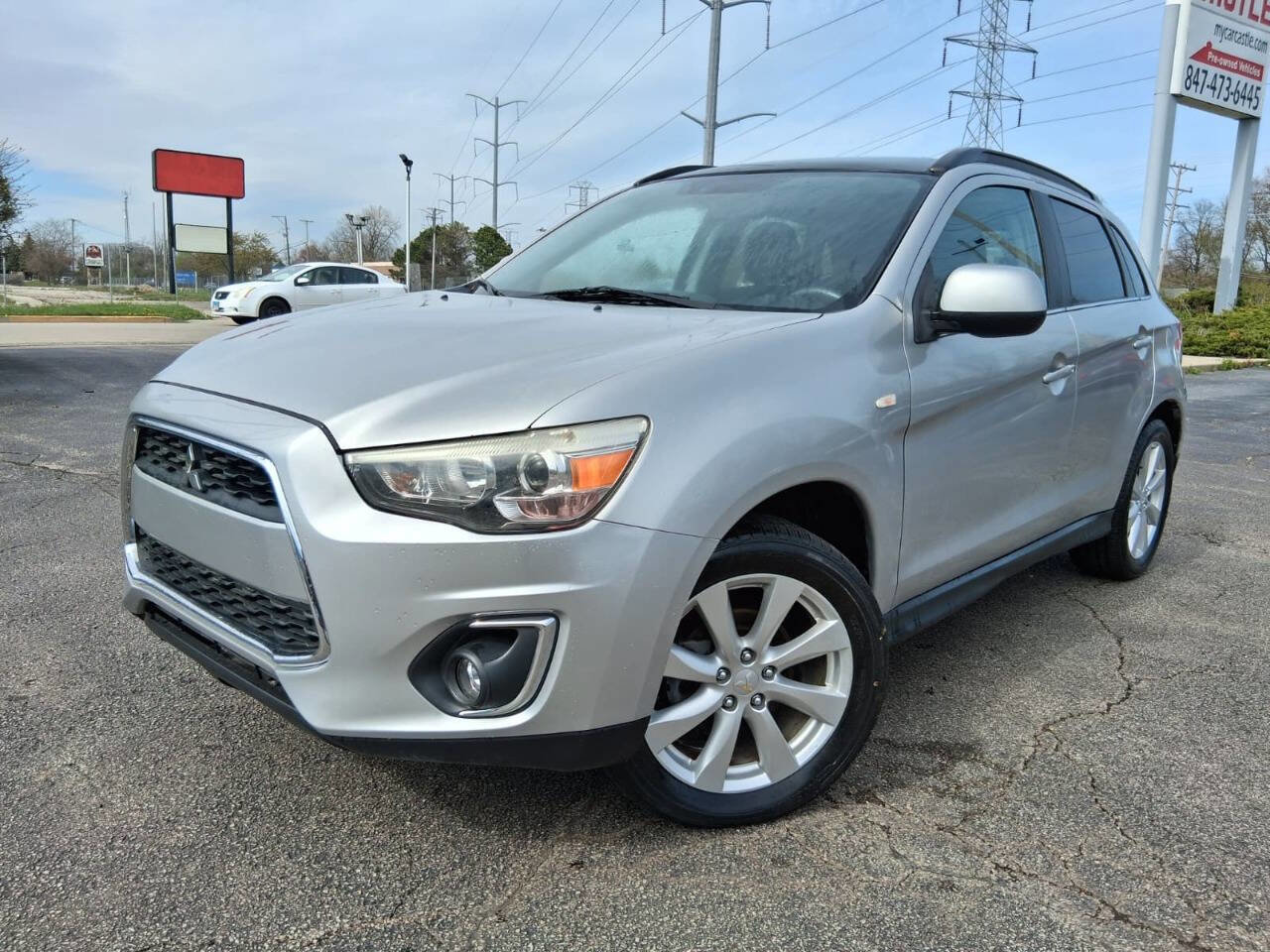 Used 2013 Mitsubishi Outlander Sport SE AWD/4WD image 1