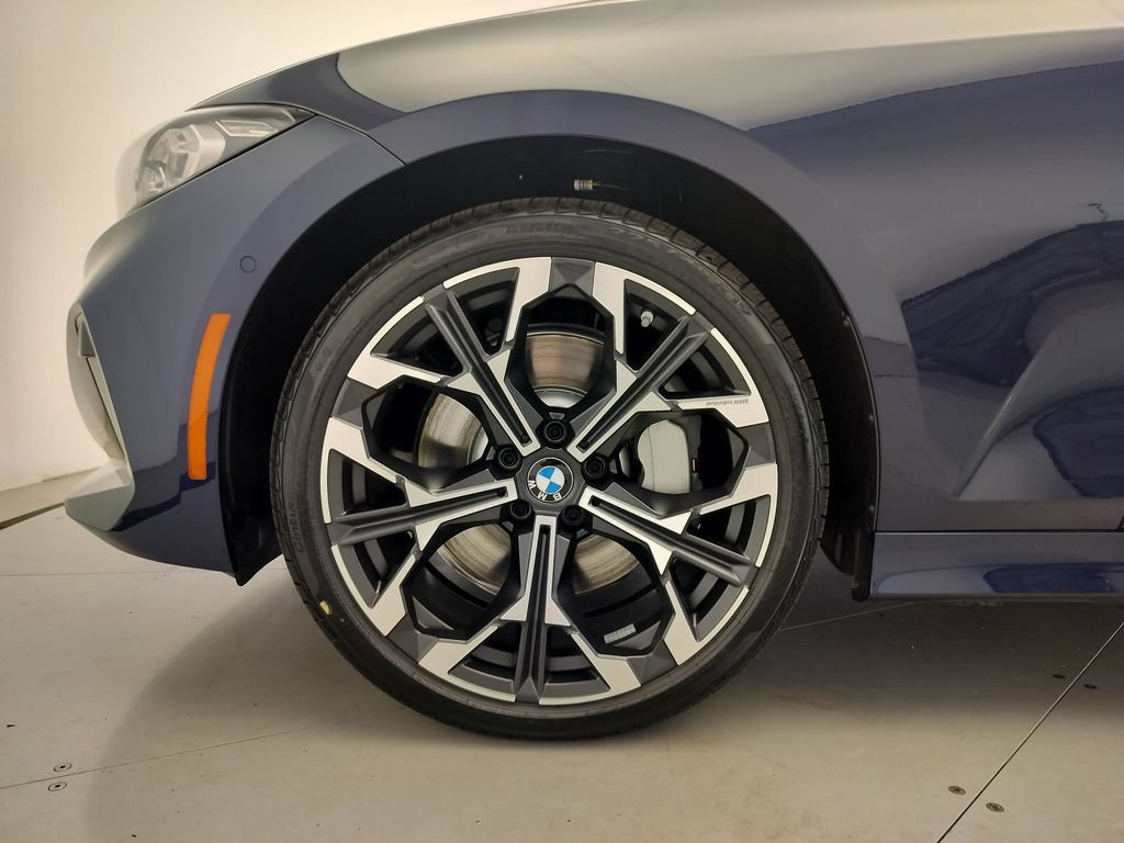 New 2026 BMW 330i Sedan w/ Convenience Package RWD image 5