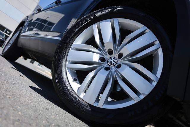 Used 2018 Volkswagen Atlas SEL Premium AWD/4WD image 17