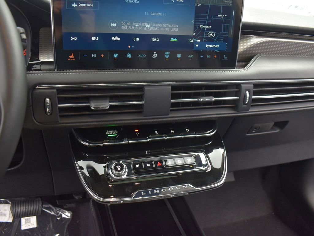 New 2026 Lincoln Corsair Grand Touring AWD/4WD image 12