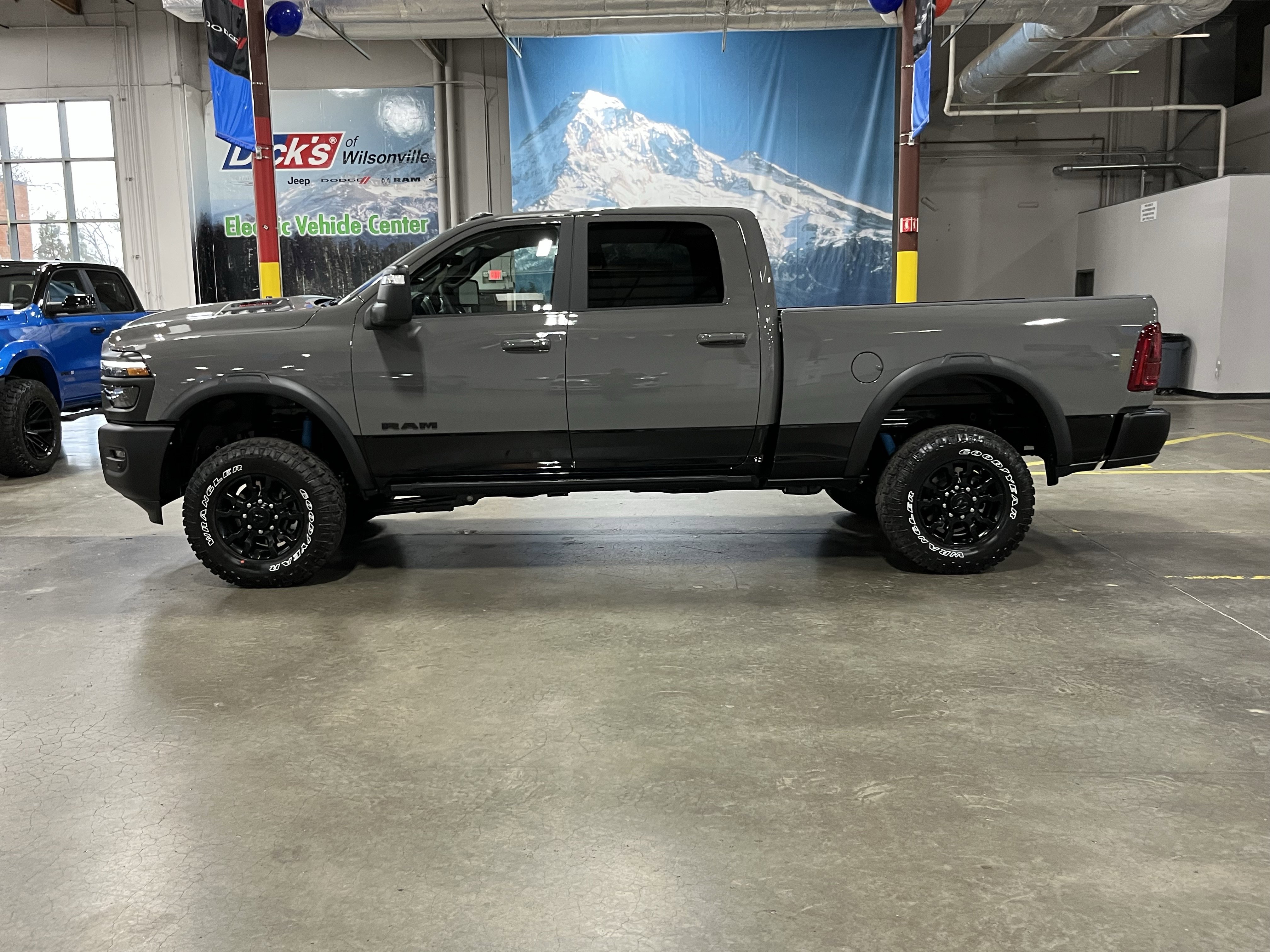 New 2026 RAM 2500 Power Wagon AWD/4WD video 2