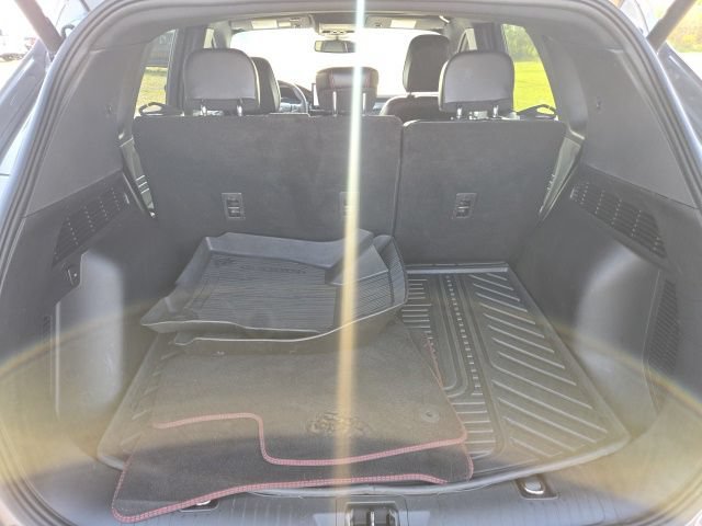 Used 2023 Ford Escape ST-Line Elite w/ Class II Trailer Tow Package AWD/4WD image 5