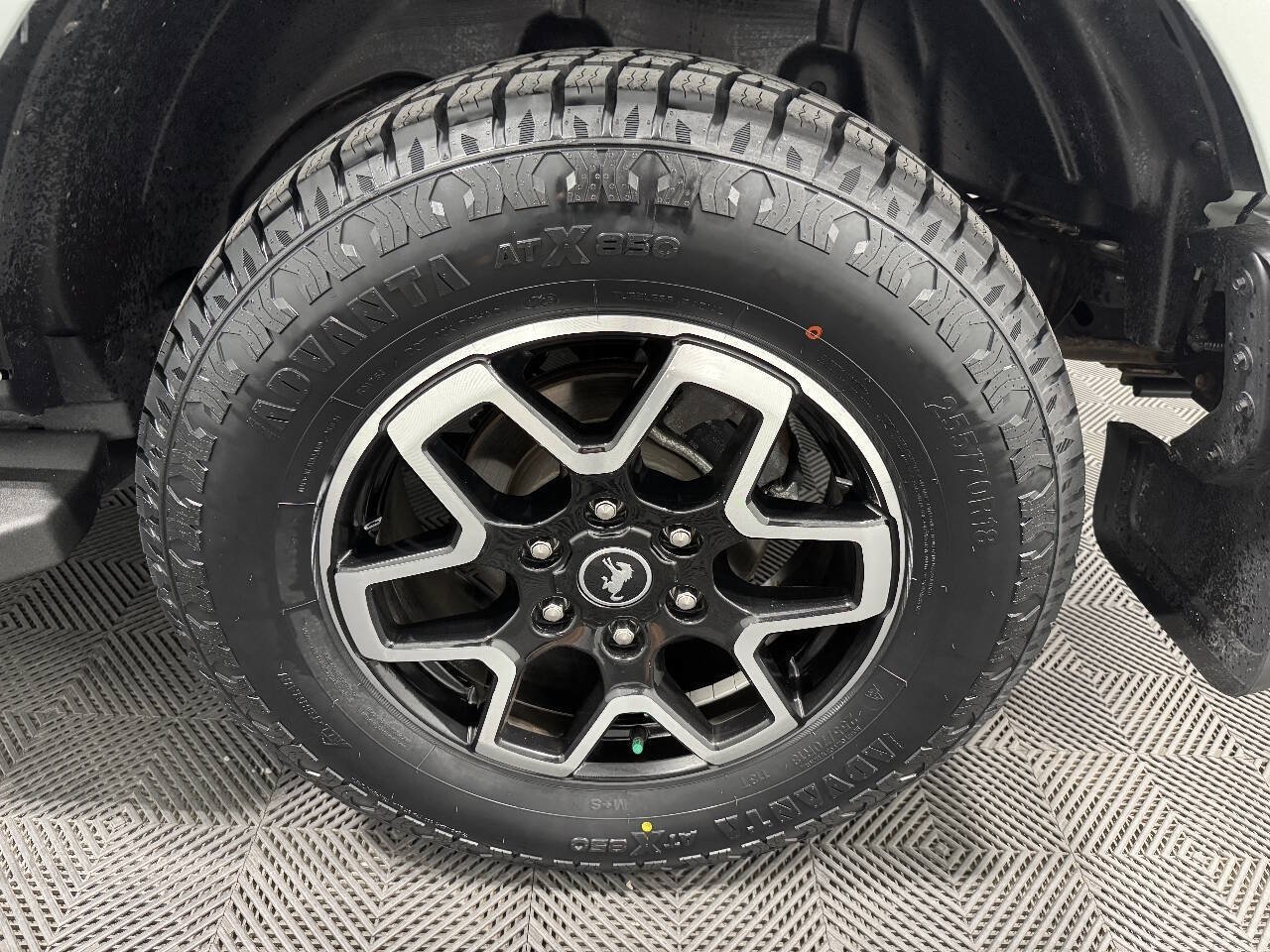 Used 2021 Ford Bronco Outer Banks AWD/4WD image 42