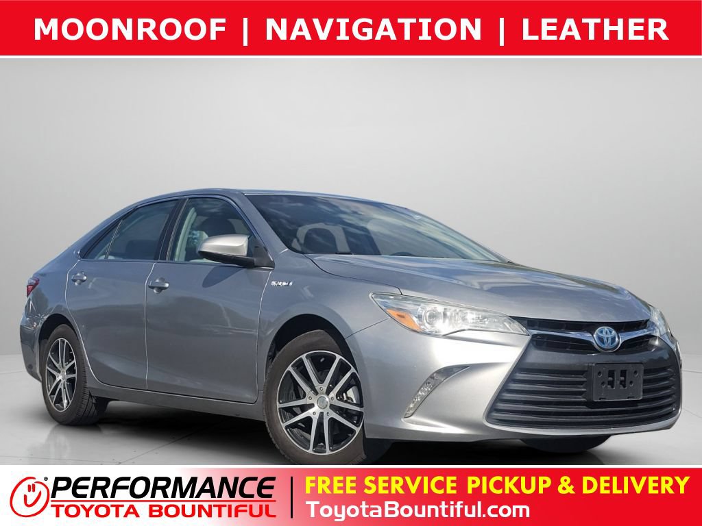 Used 2017 Toyota Camry XLE w/ Moonroof Package