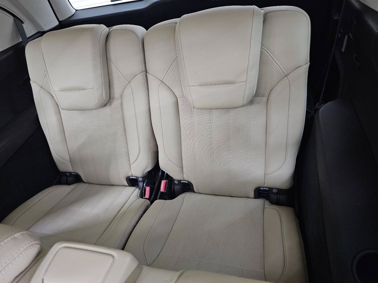 Used 2017 Mercedes-Benz GLS 450 4MATIC w/ Premium Package image 28