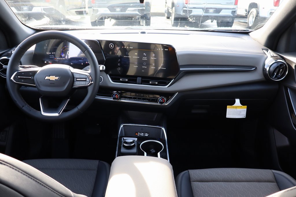 New 2026 Chevrolet Equinox LT w/ Convenience Package II image 18