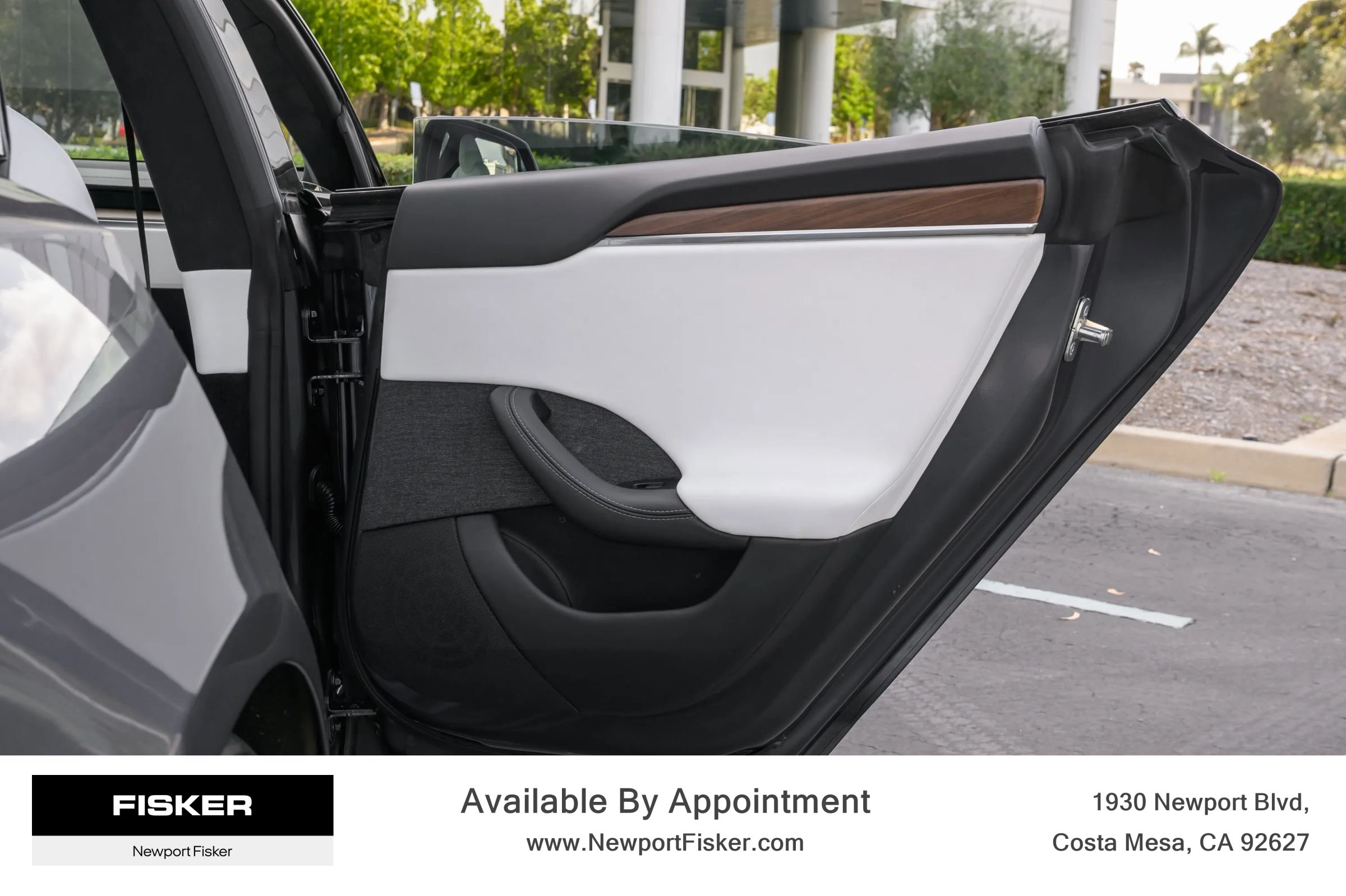 Used 2023 Tesla Model S AWD/4WD image 25