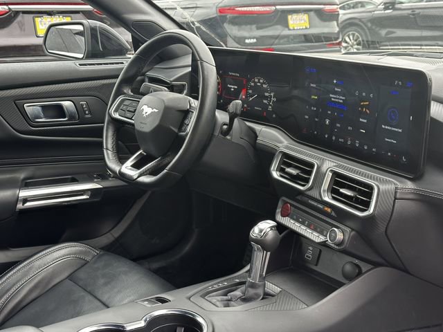 Certified 2025 Ford Mustang Premium image 32