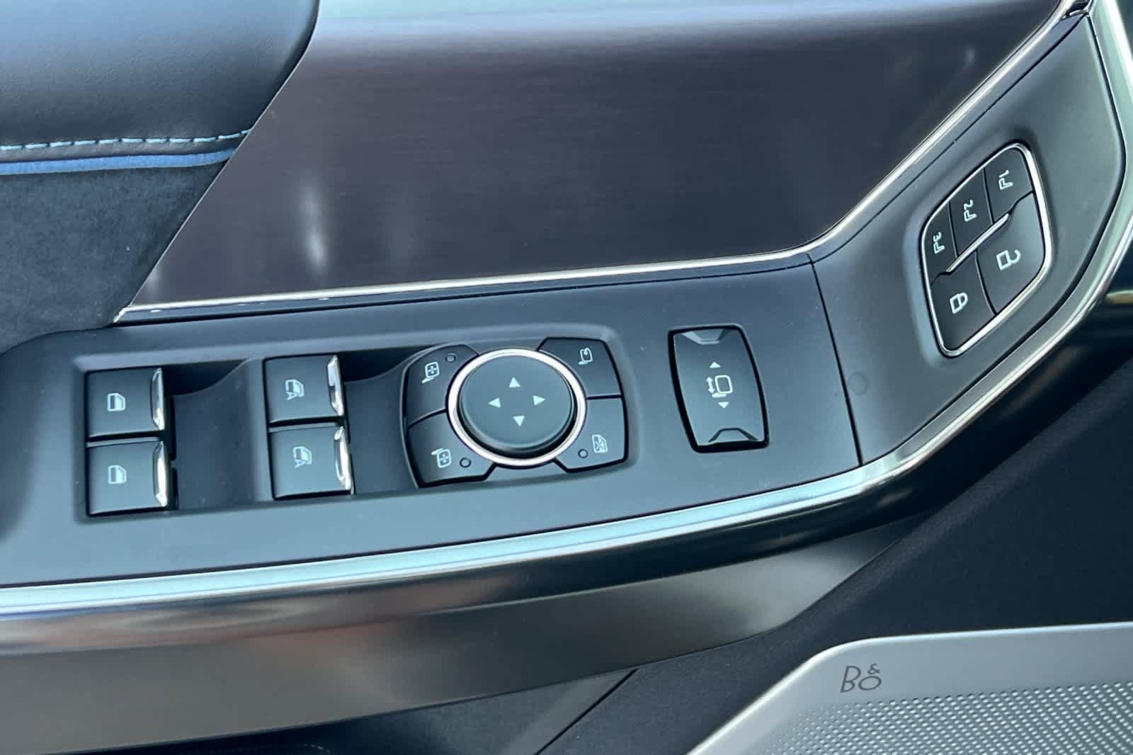 New 2026 Ford F250 Platinum AWD/4WD image 14