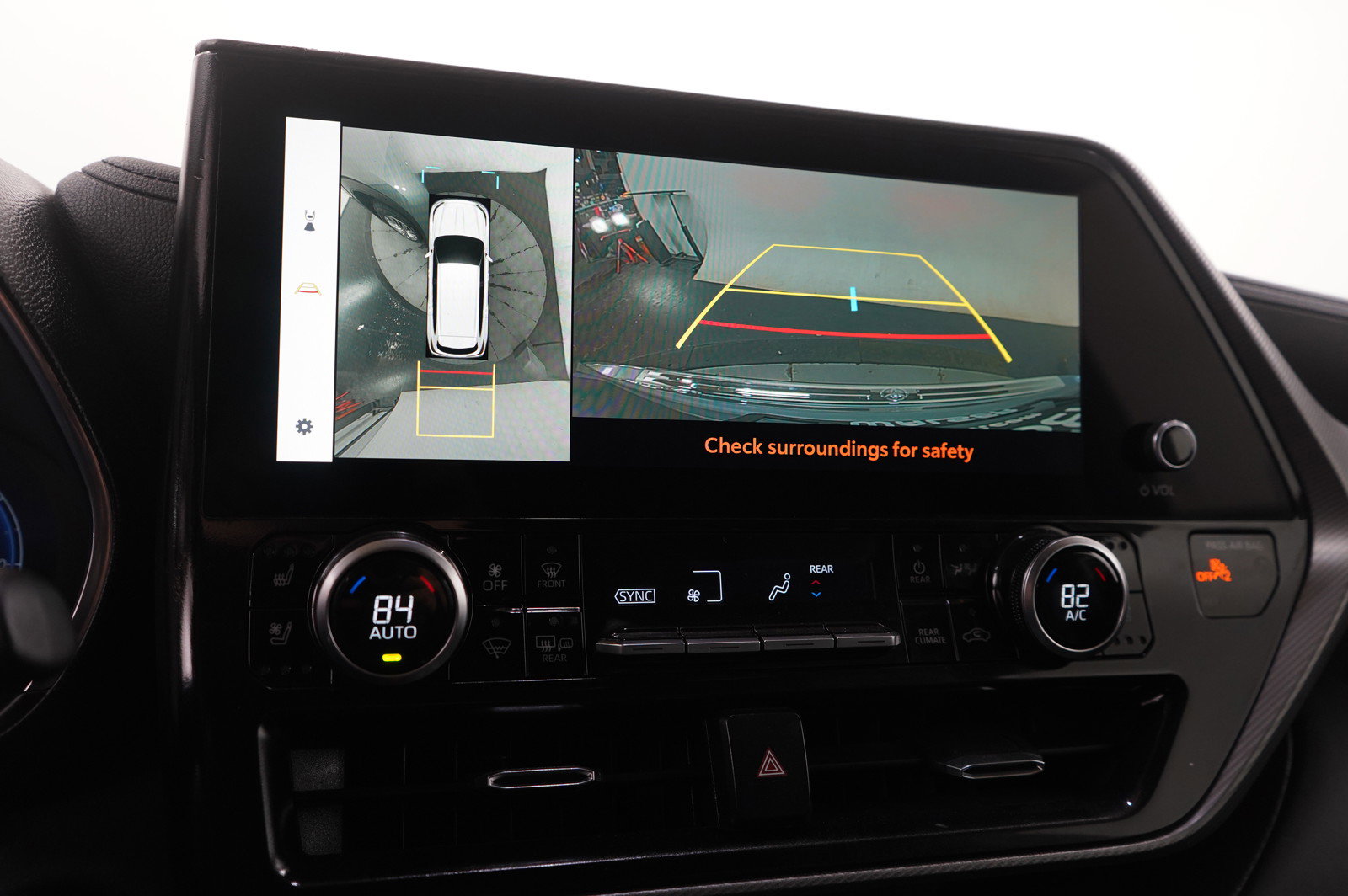 Used 2024 Toyota Highlander Platinum image 20