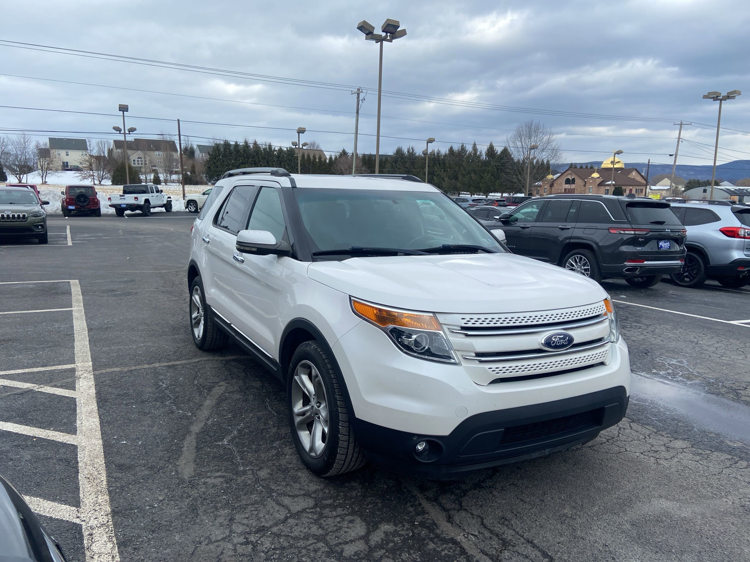 Used 2013 Ford Explorer Limited image 8