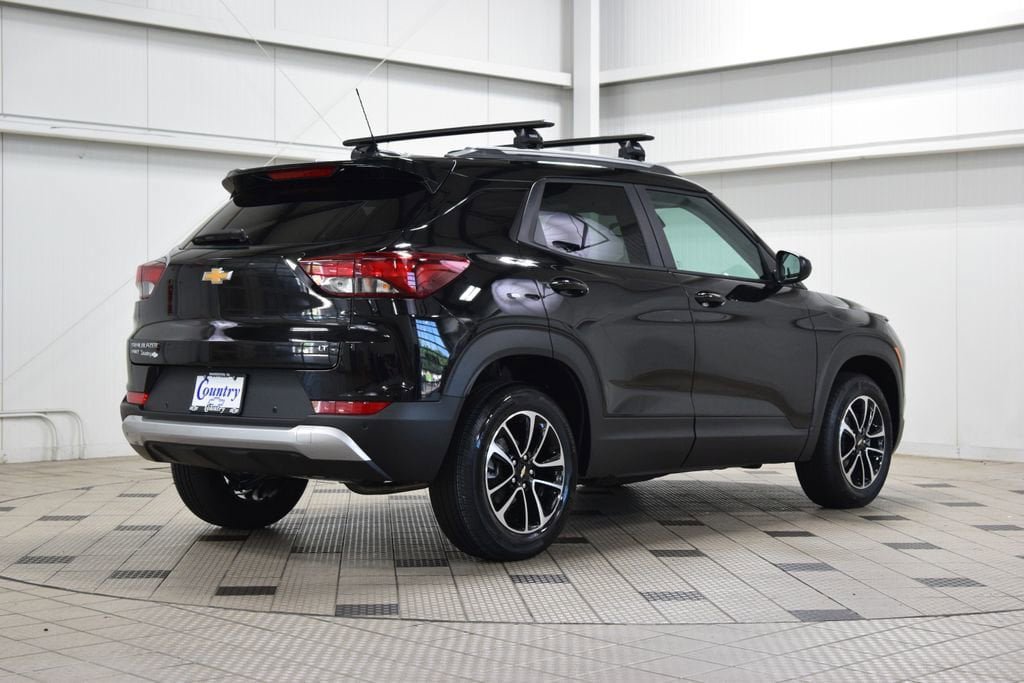 New 2026 Chevrolet TrailBlazer LT w/ Convenience Package AWD/4WD image 8