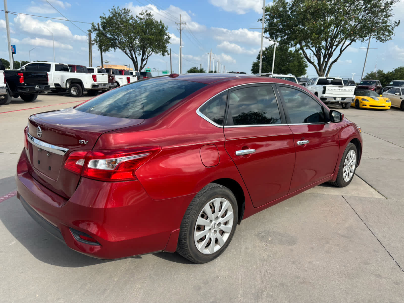 Used 2016 Nissan Sentra SV FWD image 3