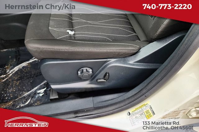 Used 2019 Ford EcoSport SE w/ SE Convenience Package FWD image 13