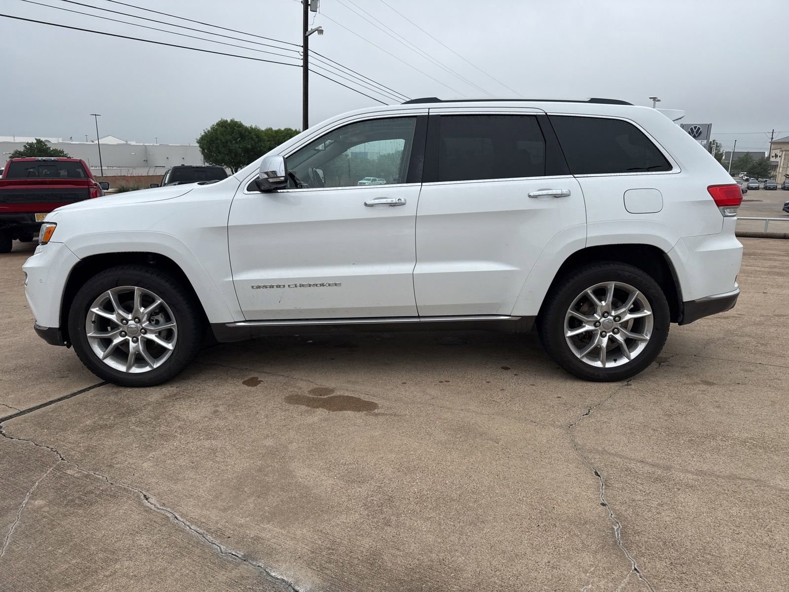 Used 2016 Jeep Grand Cherokee Summit AWD/4WD image 4