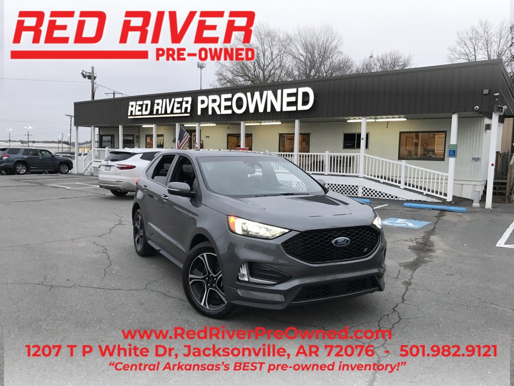 Used 2022 Ford Edge ST image 1
