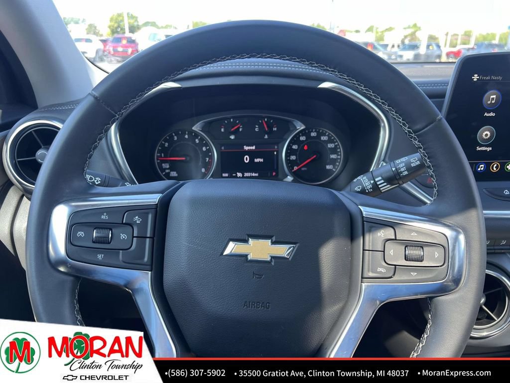 Certified 2024 Chevrolet Blazer LT w/ LPO, Black Grille Bar Package FWD image 19