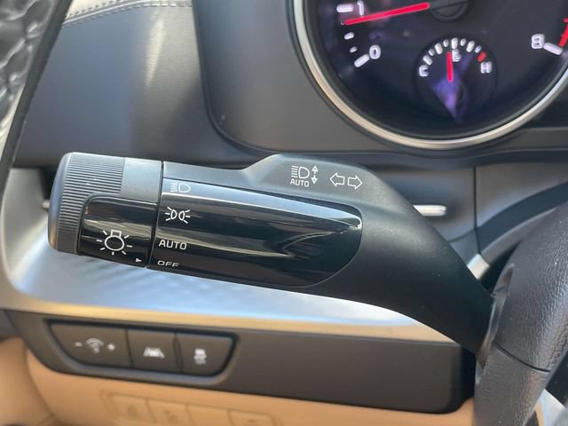 Certified 2024 Kia Carnival LX FWD image 29