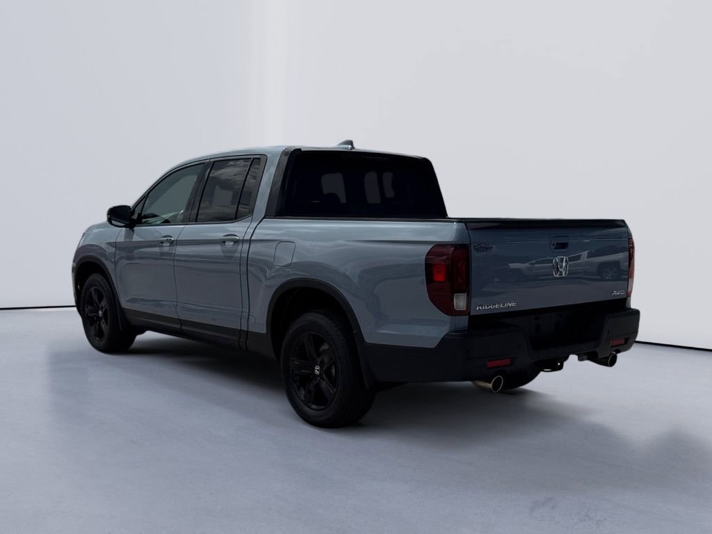 Used 2022 Honda Ridgeline Black Edition image 3