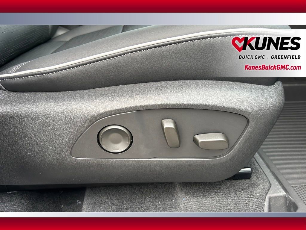 New 2026 Buick Enclave Sport Touring w/ LPO, Floor Liner Package image 55