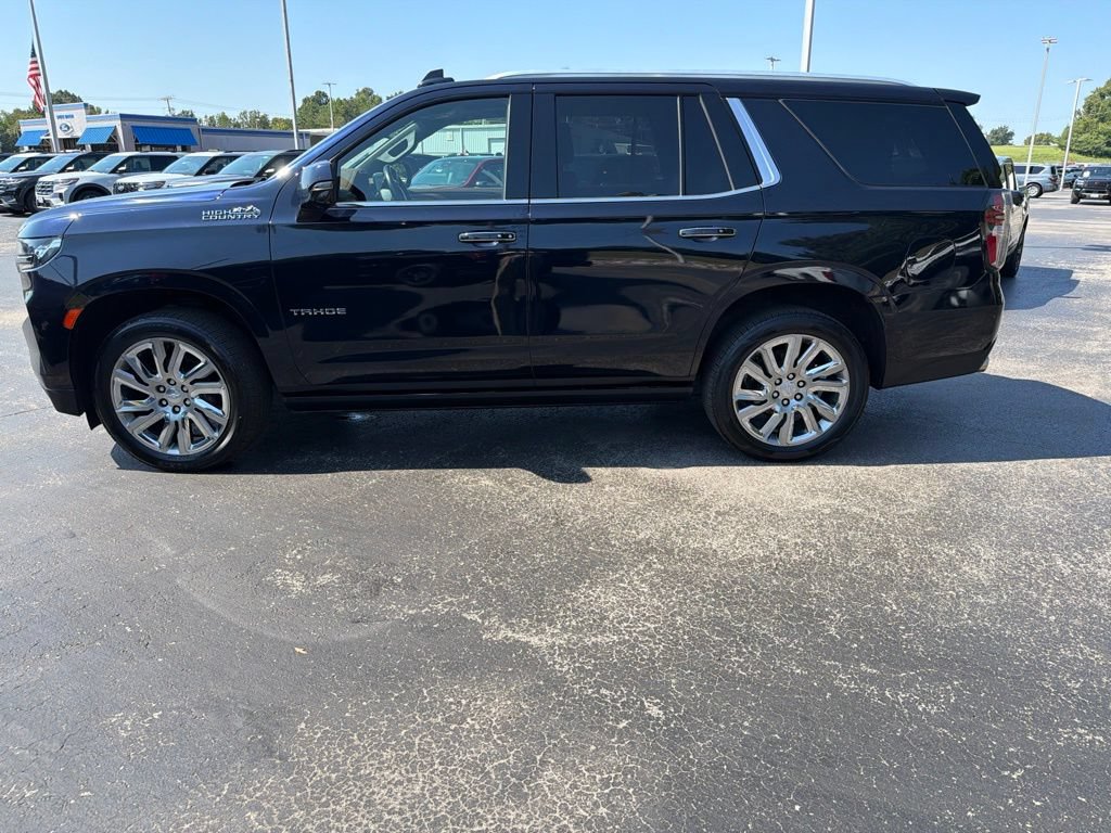 Used 2021 Chevrolet Tahoe High Country w/ Premium Package AWD/4WD image 8