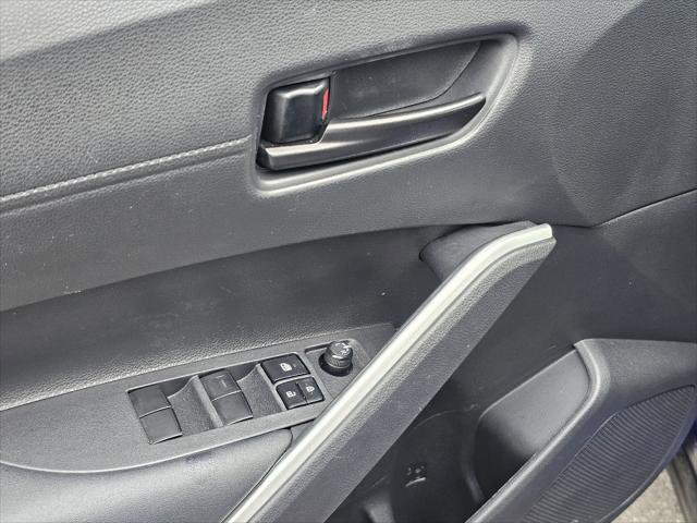 Used 2023 Toyota Corolla Cross AWD Hybrid image 10