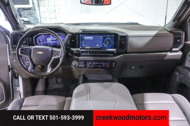 Used 2024 Chevrolet Silverado 2500 LTZ w/ LTZ Convenience Package image 7