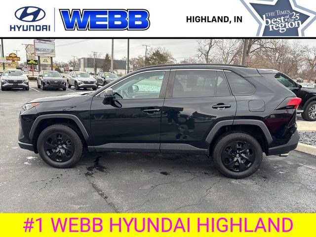 Used 2020 Toyota RAV4 LE w/ All Weather Liner Package image 11